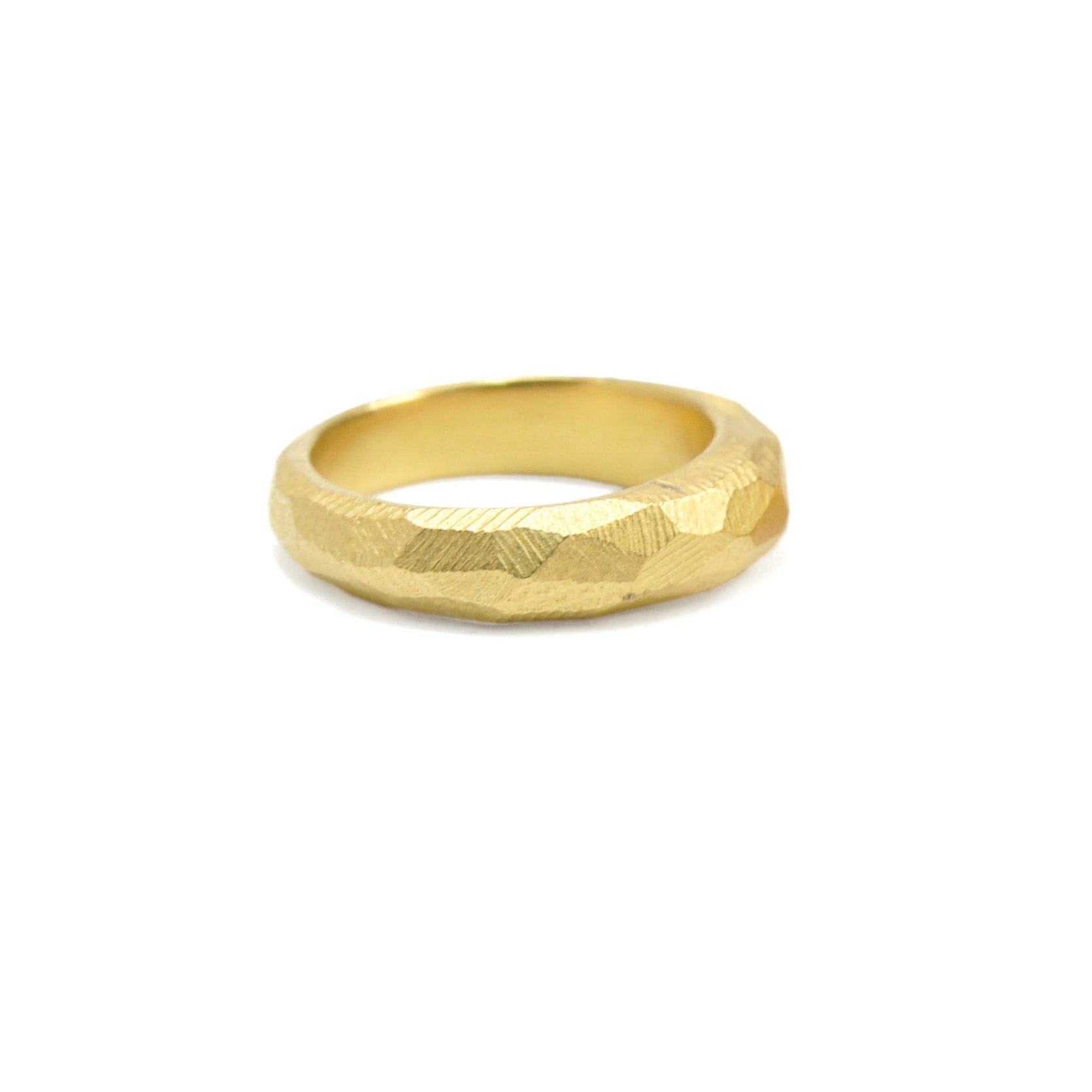Facett-Ring "Eiger" vergoldet von Bettina Götsch bei Wilhelm die 3.