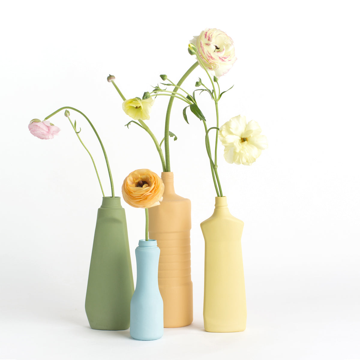 Porzellan-Vase #5 von Foekje Fleur bei Wilhelm die 3.