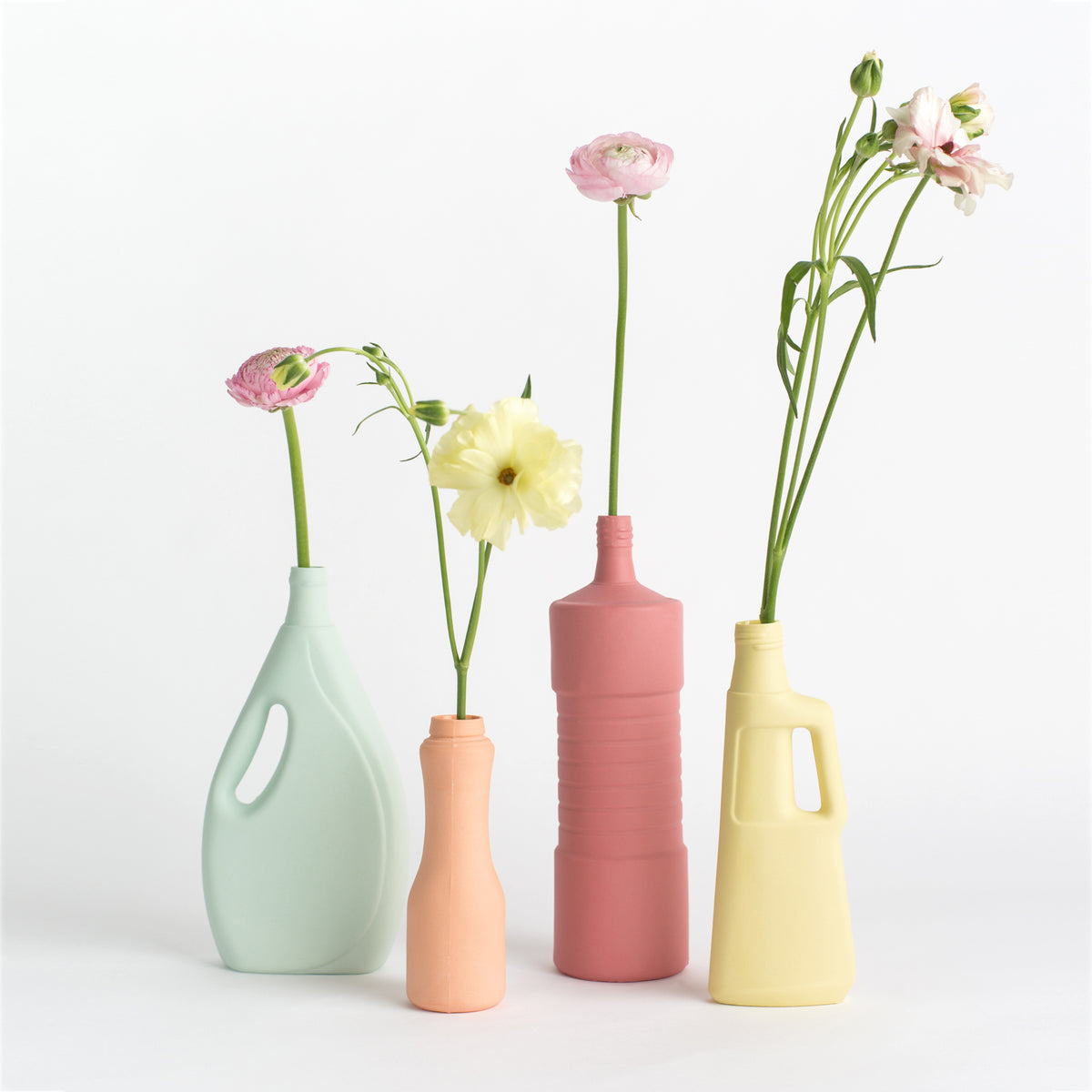 Porzellan-Vase #7 von Foekje Fleur bei Wilhelm die 3.