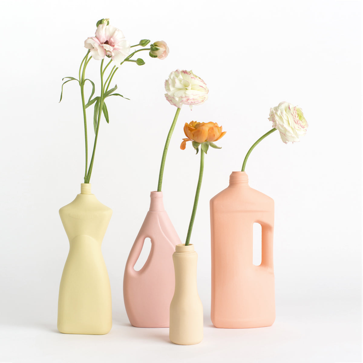 Porzellan-Vase #8 von Foekje Fleur bei Wilhelm die 3.