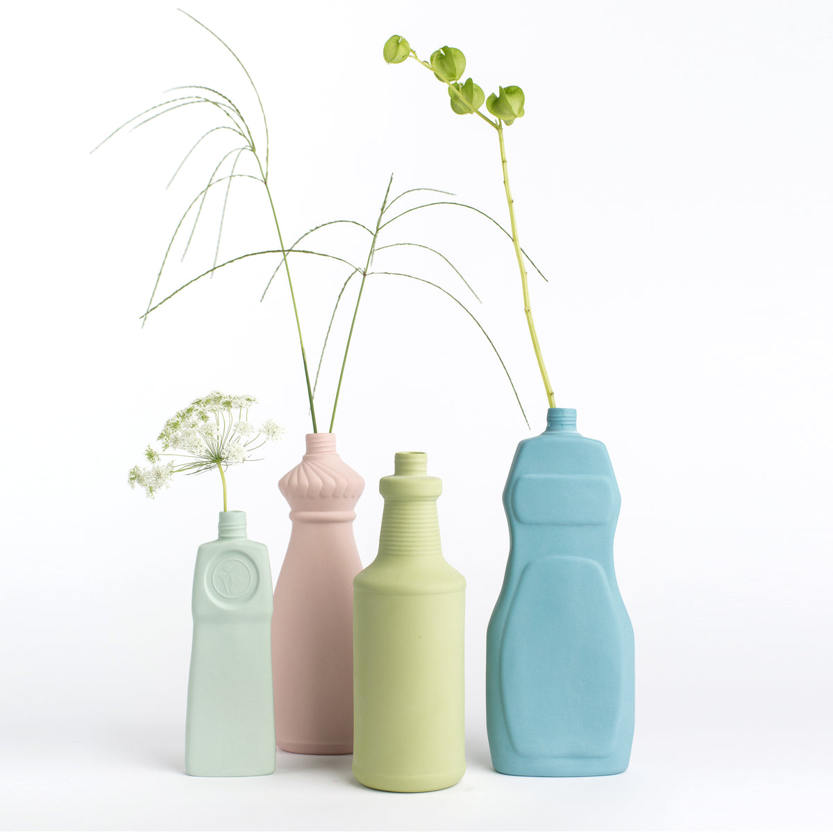 Porzellan-Vase #18 von Foekje Fleur bei Wilhelm die 3.
